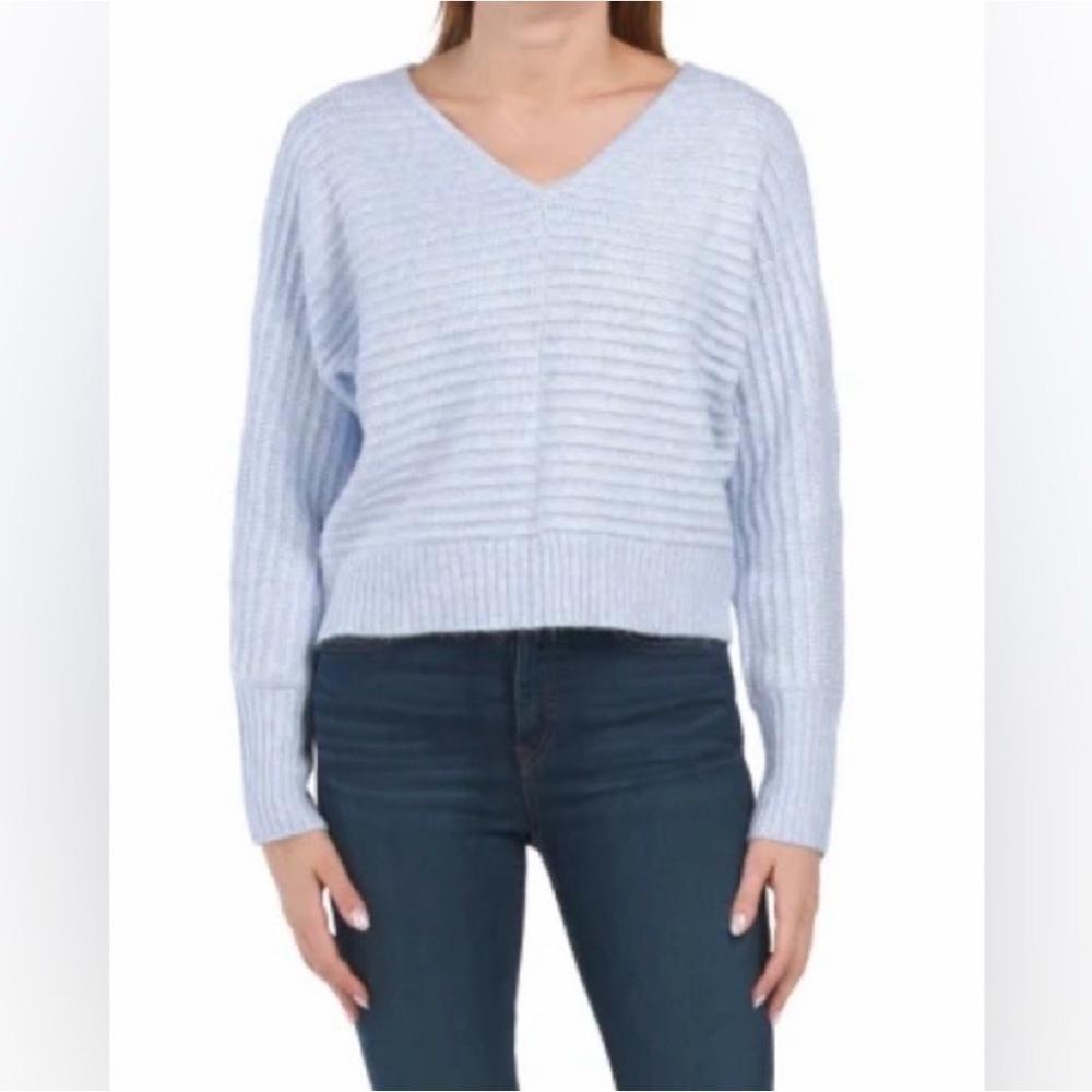 Sincerely Jules Baby Blue V-Neck Ribbed Cropped Sweater Size Large
